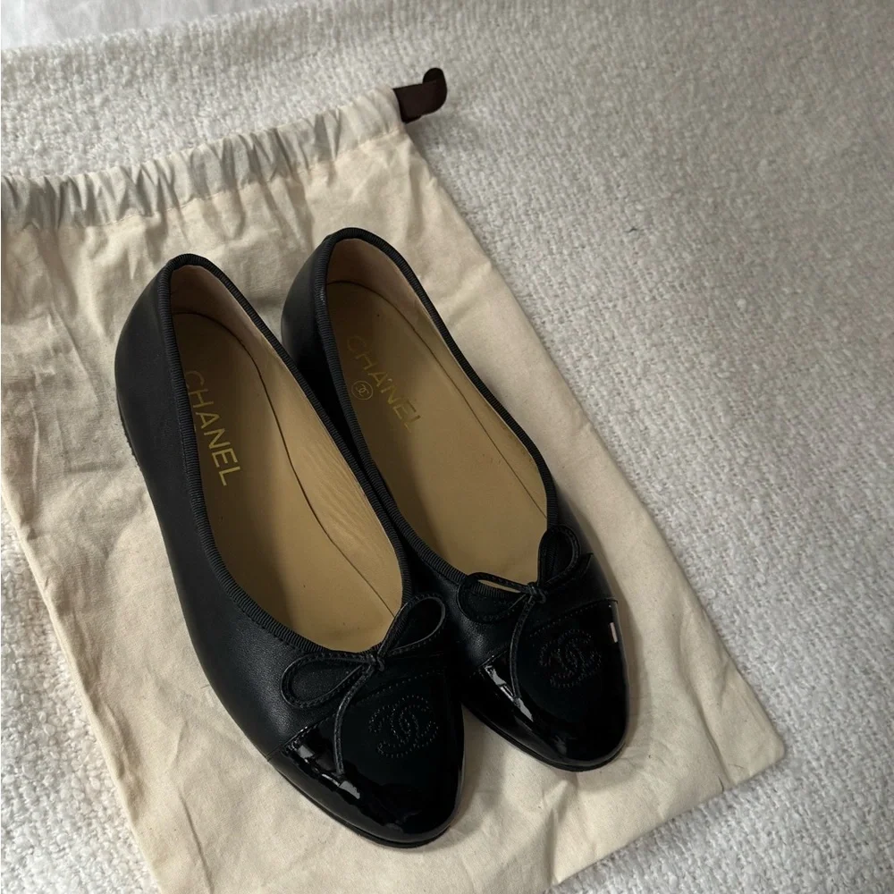 Chanel Black Leather Ballet Flats with Patent Toe